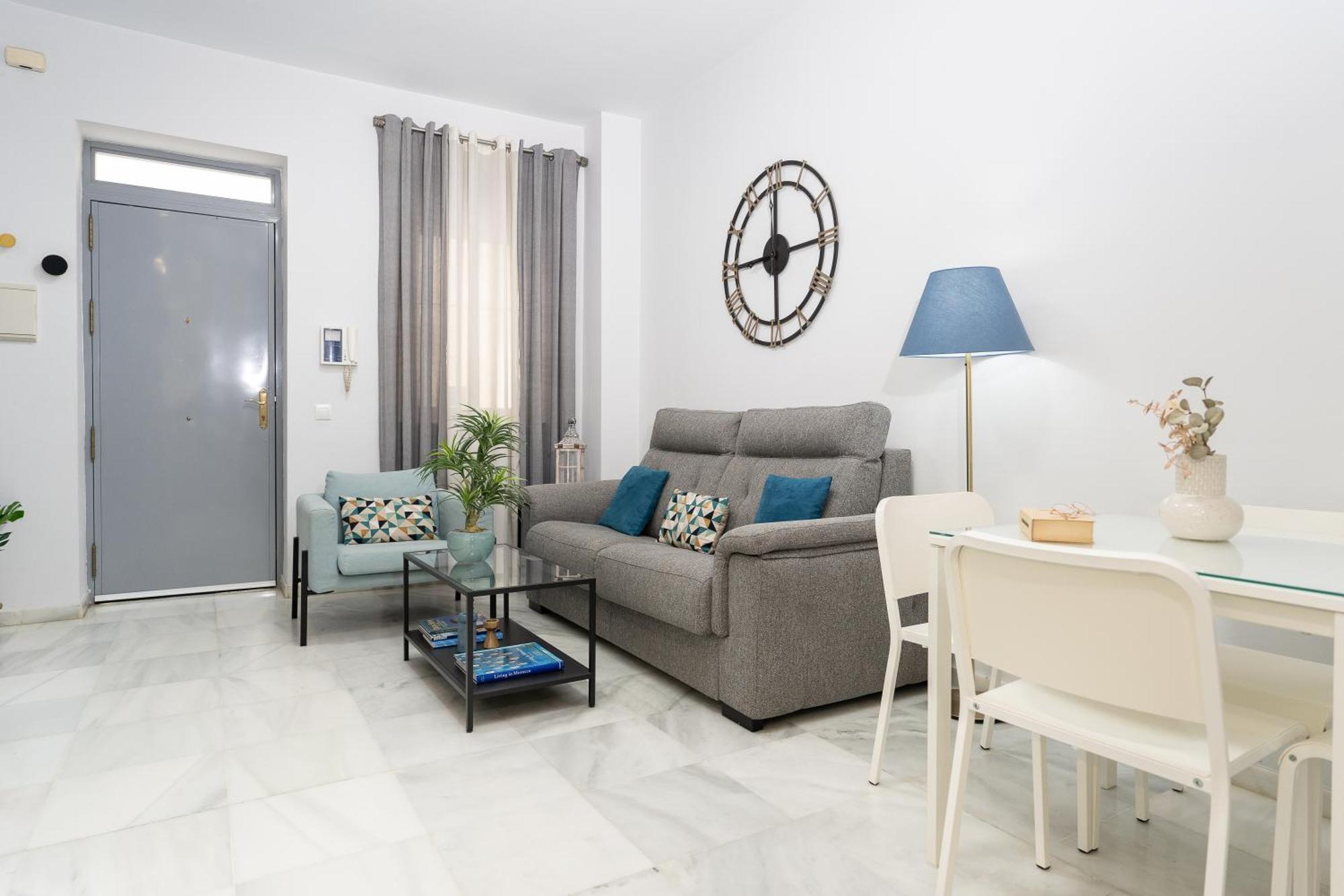 Apartamento Triana Deluxe Con Patio Privado Севилья Экстерьер фото