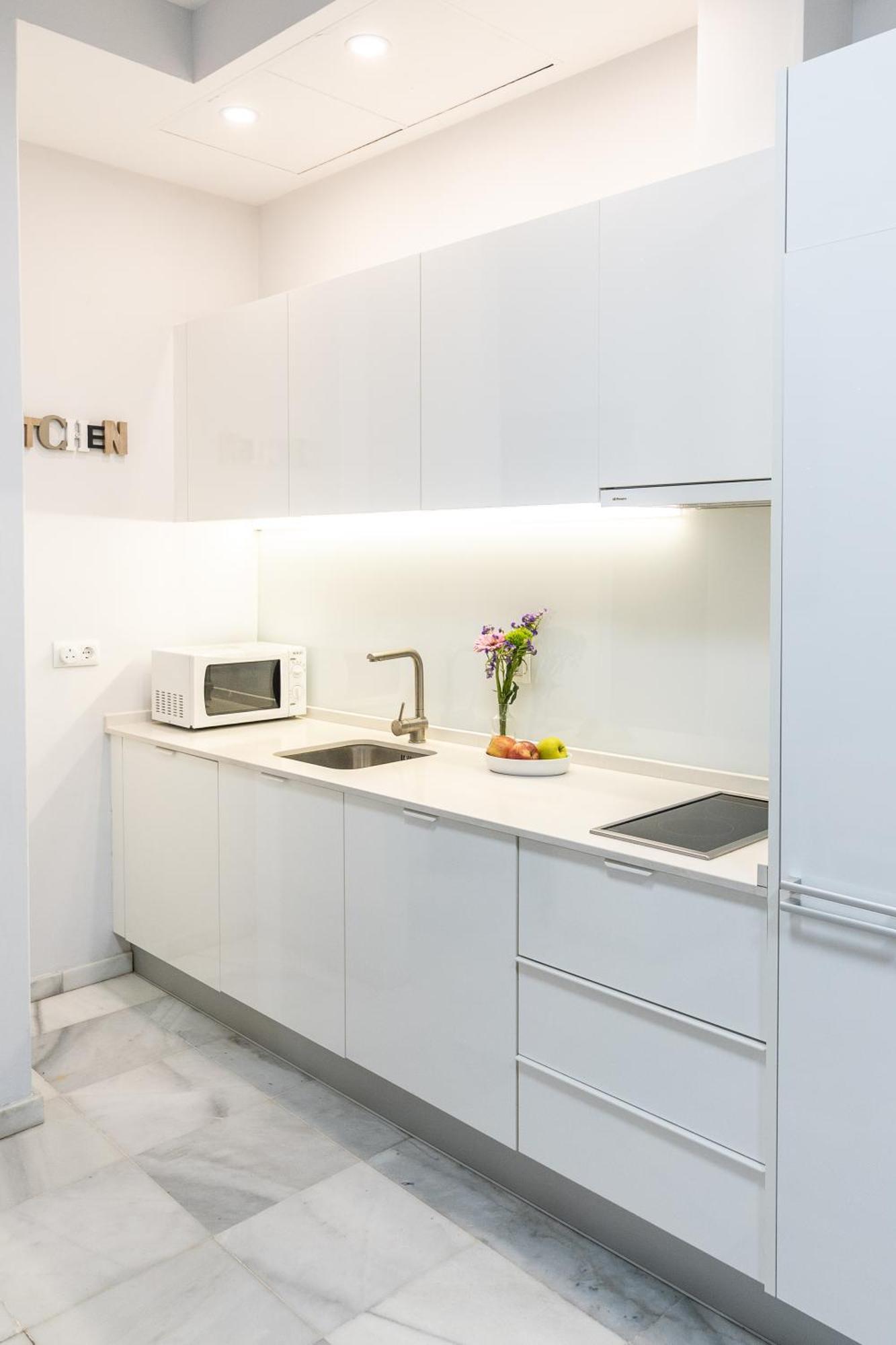 Apartamento Triana Deluxe Con Patio Privado Севилья Экстерьер фото