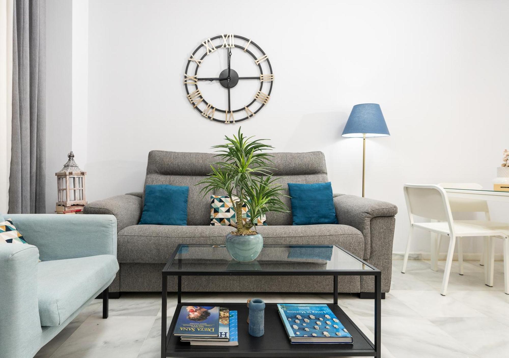 Apartamento Triana Deluxe Con Patio Privado Севилья Экстерьер фото